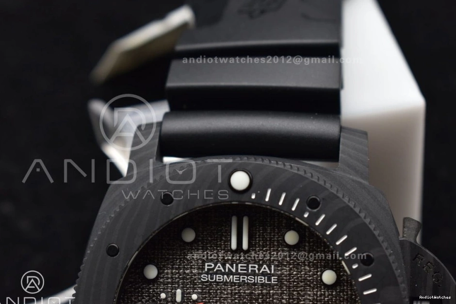 Submersible Rossa Luna Factory VS Elegant 47mm 1039 GMT PAM 1200 0115